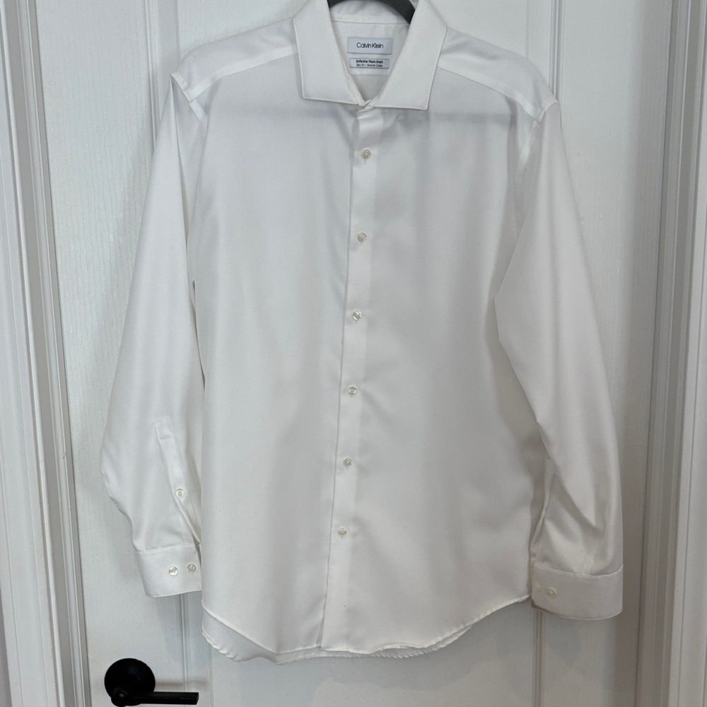 Calvin Klein Men's Crisp White Dress Shirt